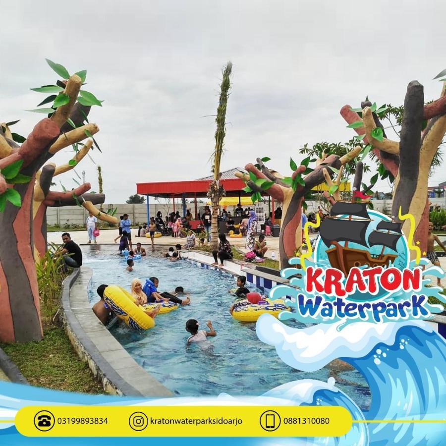 Ndalem Kraton Hotel Сидоарджо Экстерьер фото